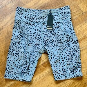 NWT Monrow Shorts, Size S
